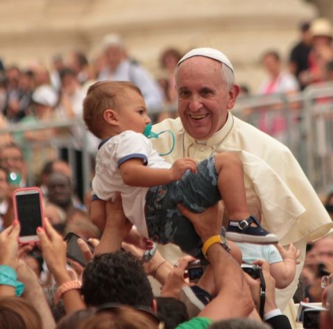Von jedem Papst wurde erwartet, dass er an diesen monströsen Kinderopferkult Ritualen teilnimmt?